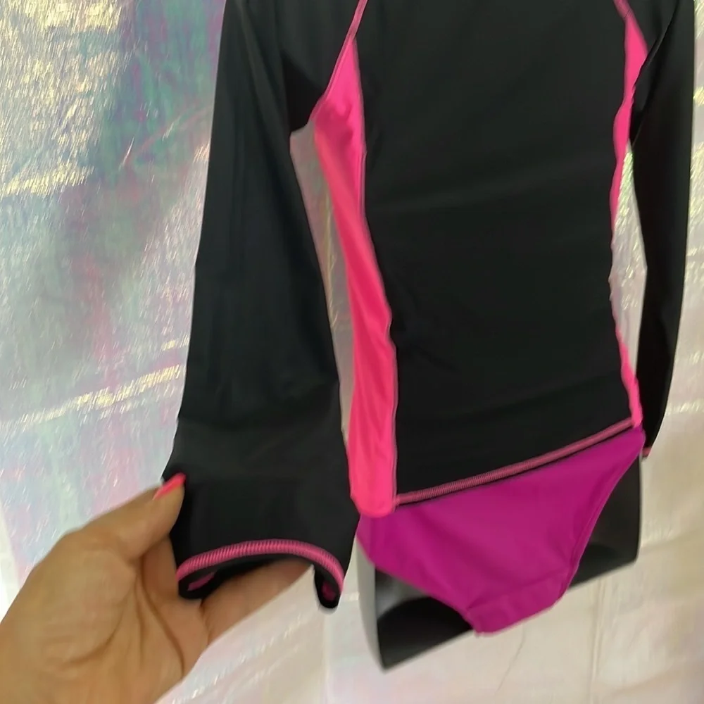 Girls Rash Guard - Picture 4 of 5